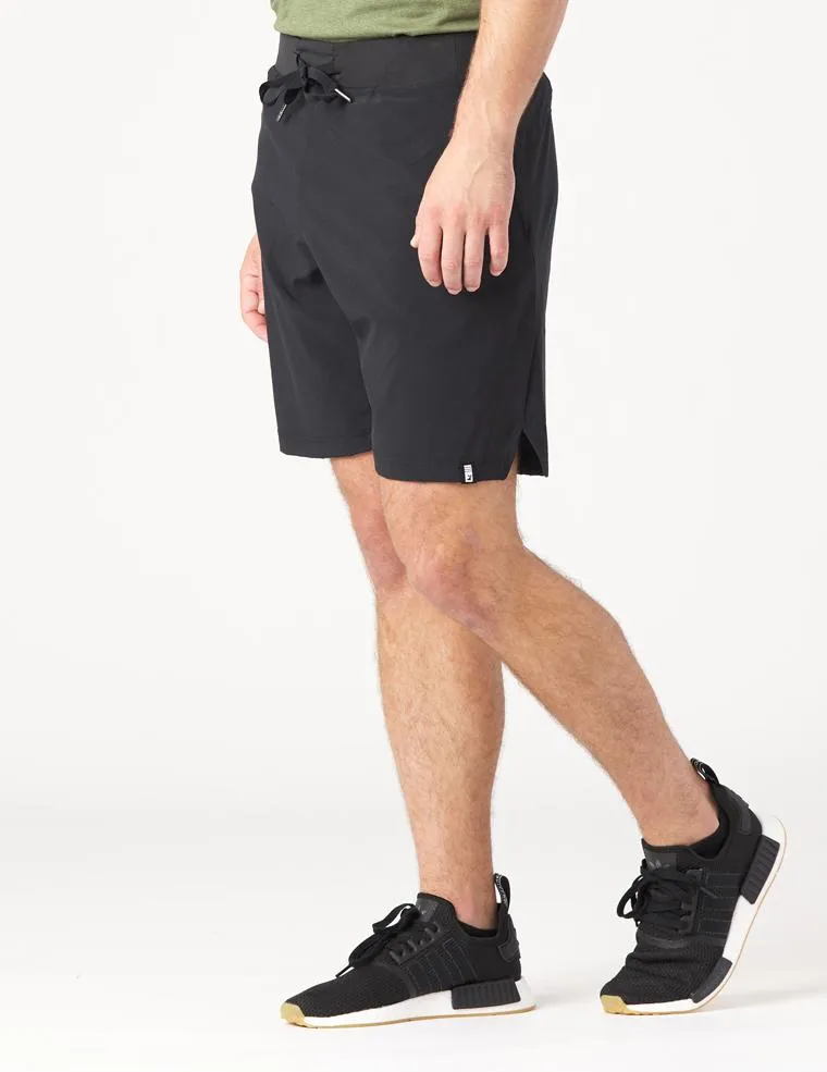 Acadia Short: Black